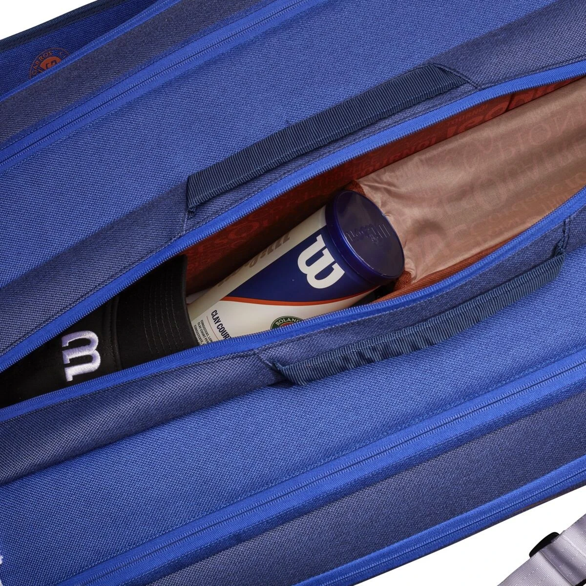 Wilson Tennis-Racketbag Super Tour Roland Garros (Schlägertasche, 3 Hauptfächer) Navyblau 15er 9 Wilson Tennis-Racketbag Super Tour Roland Garros (Schlägertasche, 3 Hauptfächer) Navyblau 15er – Bild 7